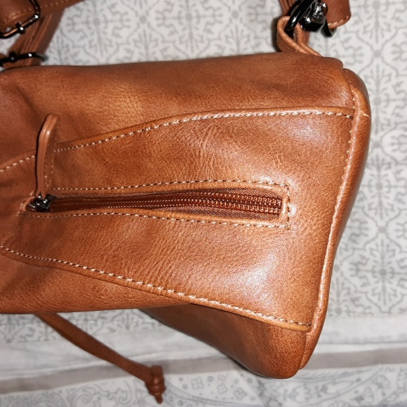 ⭐⭐Vegan Leather Mini Backpack Purse Brown⭐⭐ - Picture 4 of 9